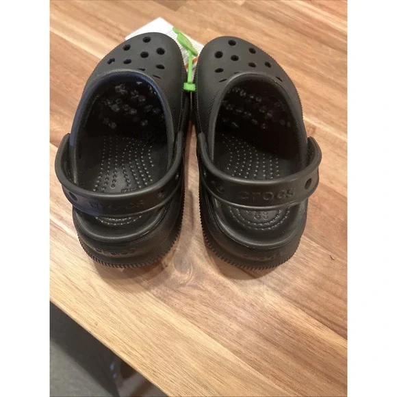 size C11 Kids Crocs Classic Cutie Clog Sandal Black 207708-001 NEW - Picture 9 of 10